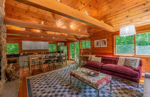 Winhall Cabina | The Burrow