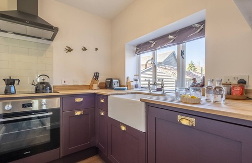 Halesworth Cabina | The Butterchurn, a luxurious designed and furnished lodge for couples