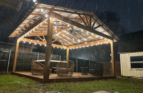 Grand Prairie Casa | The Butterfly Haven Retreat