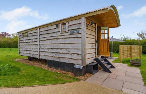 Bronllys Casa | The Butterfly Hut