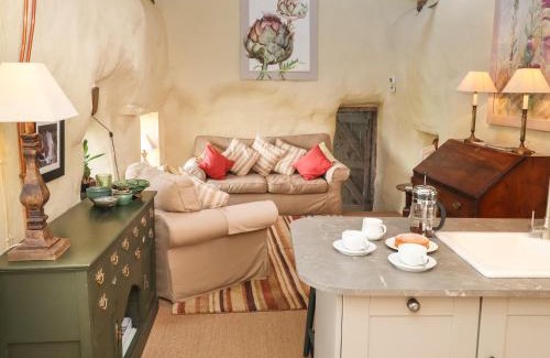 Frithelstock Casa | The Byre