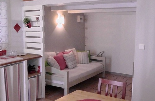 Saint-Paul-Trois-Chateaux Cabaña | La cabaña "Tomillo" para 2 personas