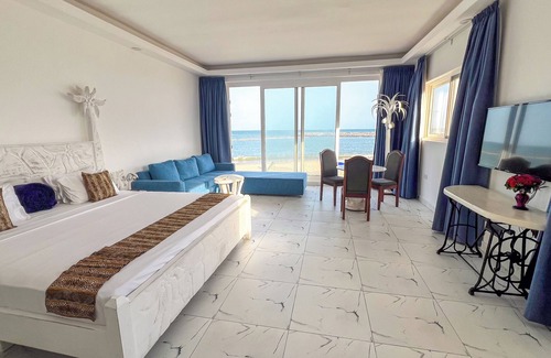 Nungua Hotel | The C Resort & Residences