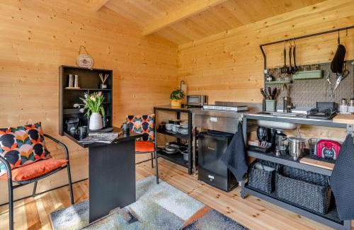Llandovery Casa | The Cabin at Gerynant