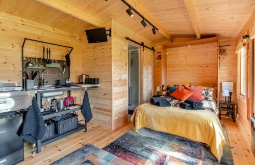 Llandovery Casa | The Cabin at Gerynant