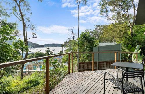 Pretty Beach Central Coast Casa | The Cabin by Coast Hosting