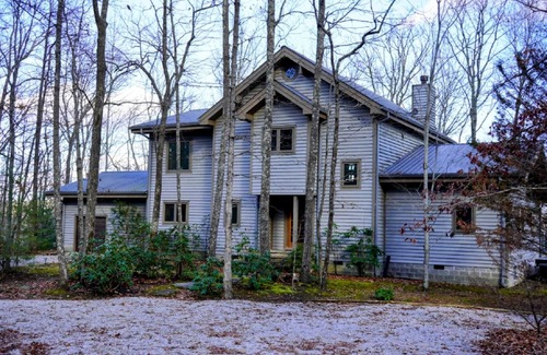 Altamont Casa | The Cabin by the Bluff
