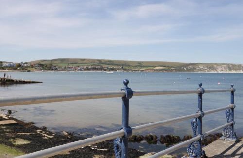 Swanage Casa | The Cabin