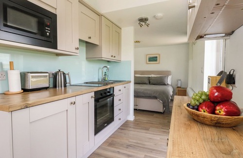 Swanage Cabaña | The Cabin