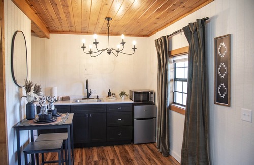 Tracy City Cabina | The Cabin in Tracy City