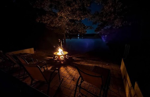 Rockwood Casa | The Cabin on Eagle's Nest Cove of Watts Bar Lake