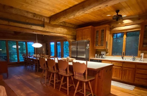 Robbinsville Casa | The Cabin on Fontana Lake