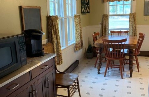 Troy Casa | THE CABIN on Lake Creek River