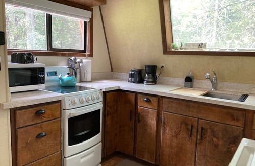 Susanville Cabina | The Cabin - Summertime Breezes