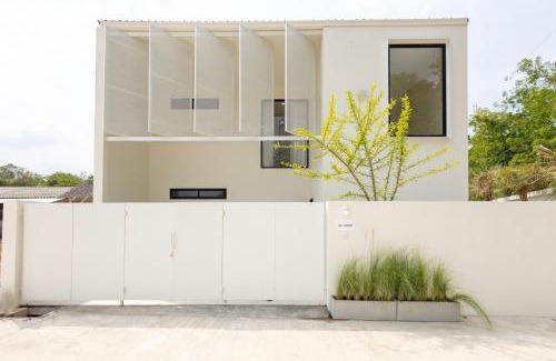 Hat Yai Villa | The Cabin88 Private pool villa