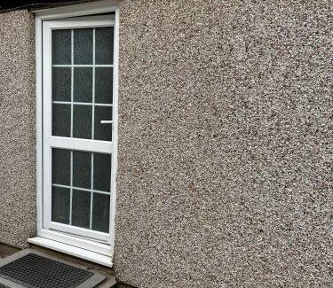 Runnymede Apartamento | The Caduceus Quality Budget Cabins