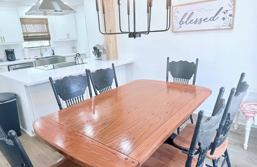 Flowood Casa | The Camelia House at the Rez 4 bedroom w/ beautiful decor