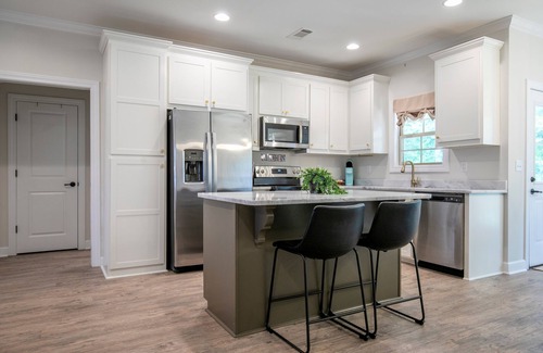 Oxford Casa | The Campbell 3BR Cozy Home by Velvet Ditch Villas