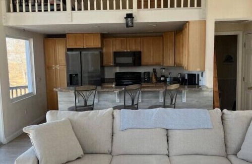 Marion Casa | The Canary at Lake of Egypt