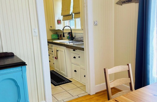 Glasgow Casa | The Candee Shack: 1bd/1ba house in Glasgow with optional heated garage