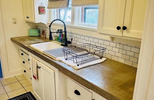 Glasgow Casa | The Candee Shack: 1bd/1ba house in Glasgow with optional heated garage