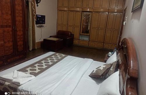 Ranchi Casa | The Candy Suites