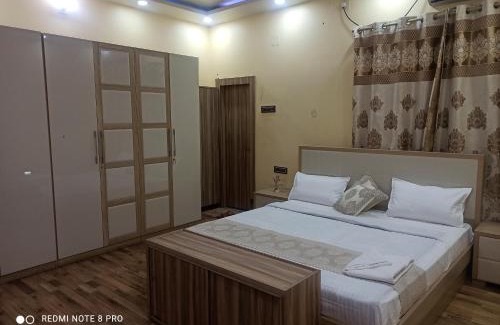 Ranchi Casa | The Candy Suites