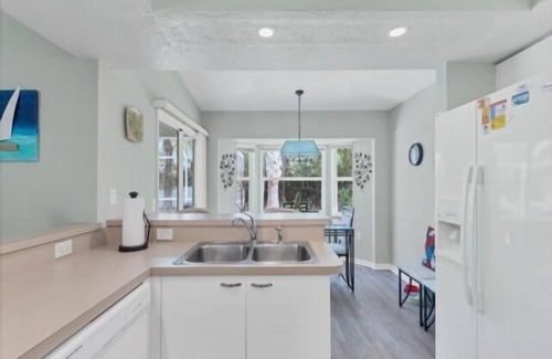 Rotonda Heights Casa | The Captain's Catch will have you Hooked - lovely Rotonda Home with pool