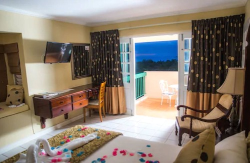 Runaway Bay Complejo | The Cardiff Hotel & Spa