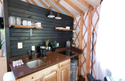 Logan Casa | The Cardinal 20ft Yurt
