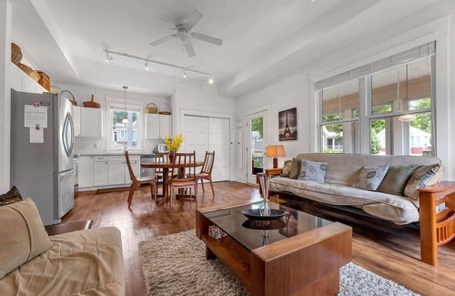 Cherry Valley Casa | The Cardinal - 7 Hollow