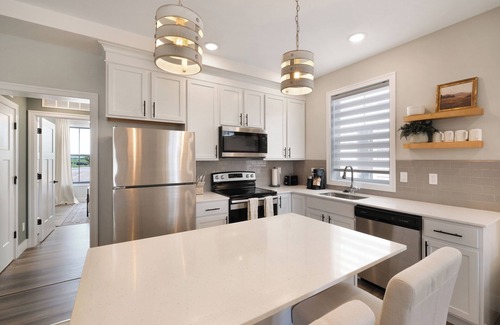 Ottawa Condominio | The Cardinal Cottage | 2 Bed, 2 Bath