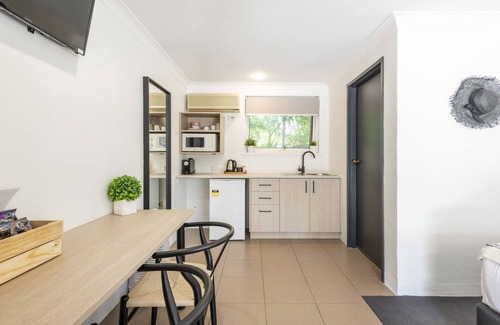 Yamba Hotel | The Carmel Yamba