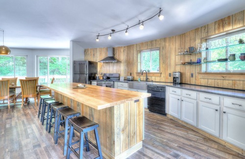 Rangeley Casa | The Carousel - Unique design, beautiful open living space!