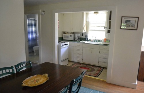 Stonington Casa | La casa del carro en Spruce Harbour