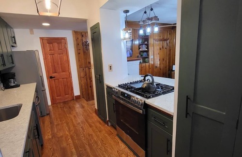 Downtown Baltimore Casa | The Carriage House of Mount Vernon