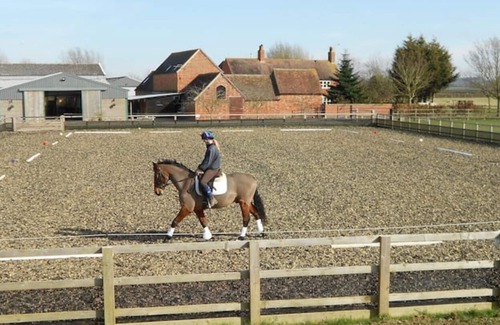 Priors Marston Cabaña | The Cart Barn ground level barn conversion cottage in Warwickshire