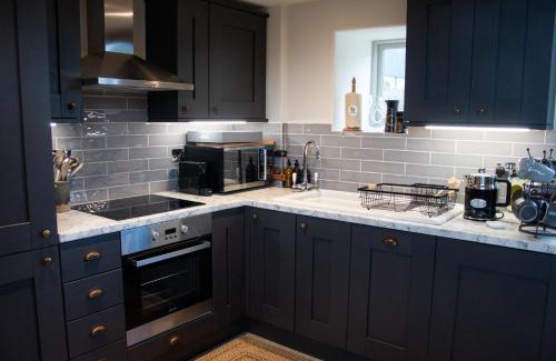 Bridgnorth Apartamento | The Cart House - Beautiful Contemporary Barn - Hot Tub