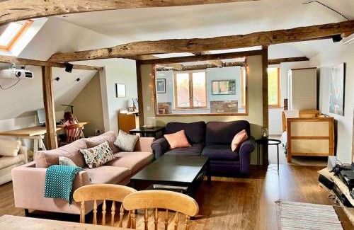 Rye Apartamento | The Cart Loft - Private Apartment on farm in Rye