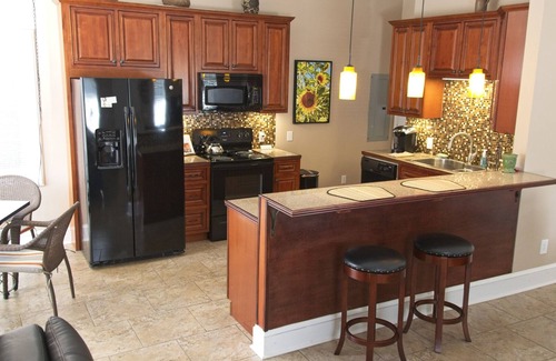 Cary Casa | The Cary Cottage 1 BR 1 BA Privado para 4 personas - Downtown Cary, Eat Drink Play Shop