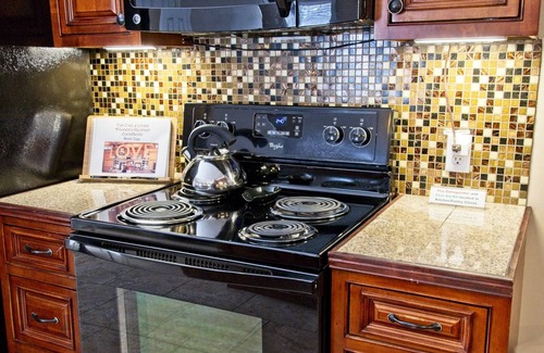 Cary Casa | The Cary Cottage 1 BR 1 BA Privado para 4 personas - Downtown Cary, Eat Drink Play Shop
