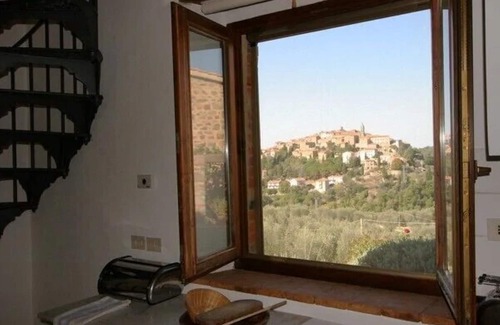Seggiano Cabaña | The Casetta, a charming honeymoon cottage, off the beaten track in south Tuscany