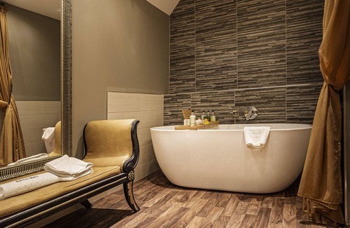 Conwy Hotel | The Castle Hotel, Conwy, North Wales