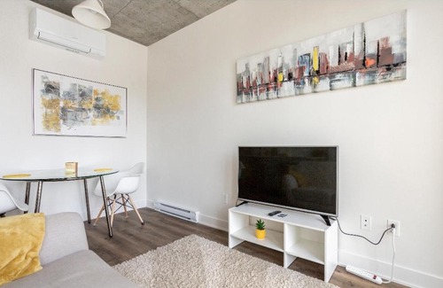 Shaughnessy Village Apartamento | The Catherinoise, Condo in heart of downtown