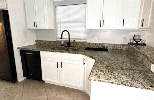 Altamonte Springs Casa | The Centralized Haven 3 bedroom home restaurants, attractions & fun minutes away