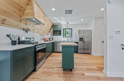 Rangeley Casa | The Chalet - A Frame in the Overlook, close to Saddleback!