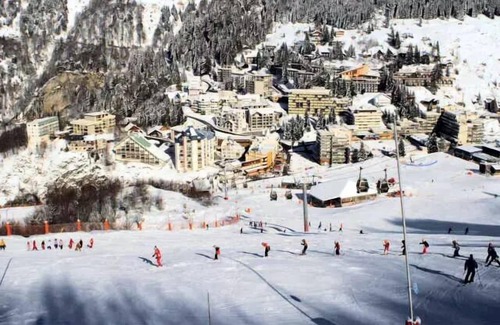 Eaux-Bonnes Apartamento | THE CHALET - Pool 10 - 3 Rooms for 8 People