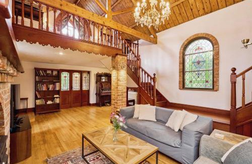 Newport Casa | The Chapel