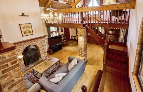 Newport Casa | The Chapel