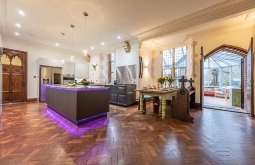 Bintree Casa | The Chapel
